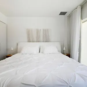  Apartment Luxurious Ocean Front With Sunset Views 2 Bed-2 Bath